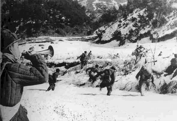 长津湖战役：宋时轮入朝第一仗，零下40度作战，杨根思壮烈牺牲